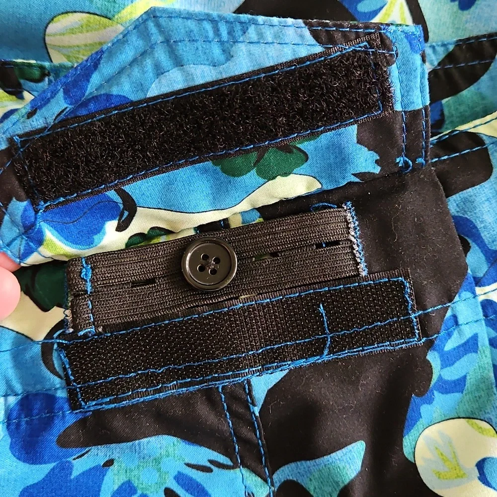Just‎ Bones Boardwear Tropical Print Board Shorts Size 32